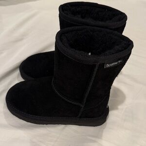 BearPaw Eliza Black Shearling Suede Boots